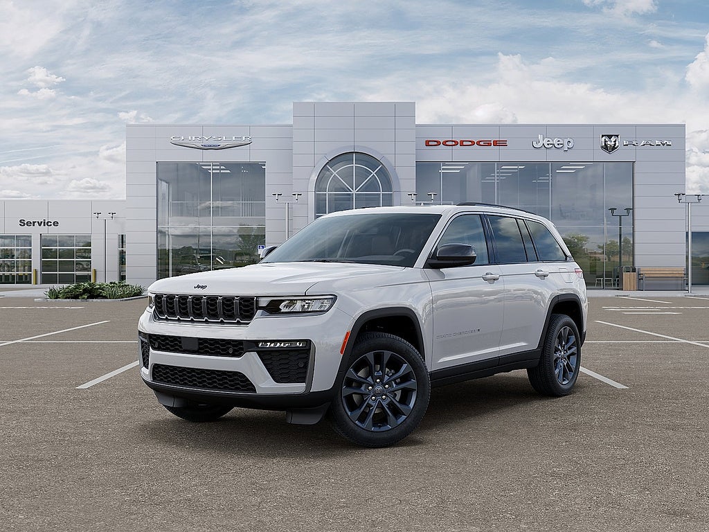 2026 Jeep Grand Cherokee 85th Anniversary Edition's photo