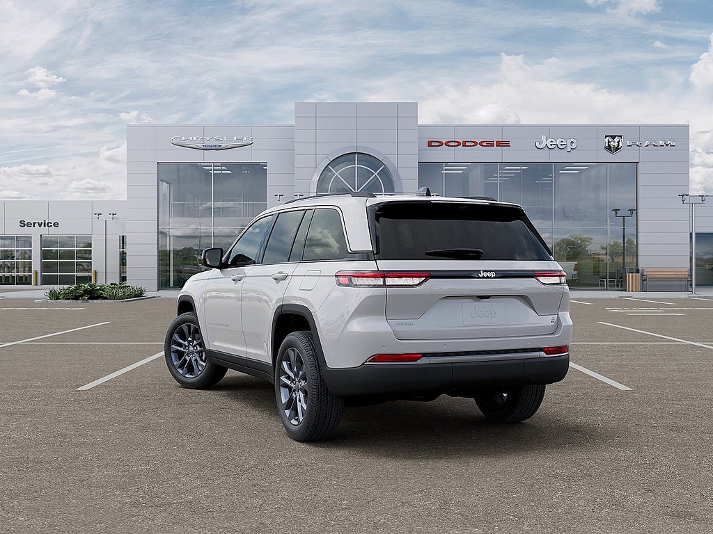 2026 Jeep Grand Cherokee 85th Anniversary Edition