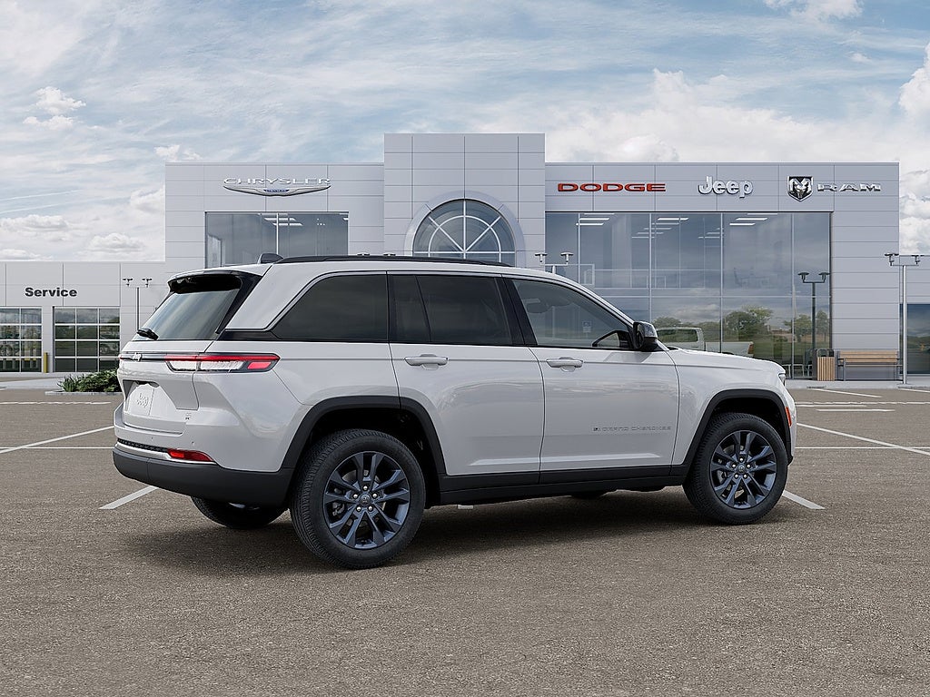 2026 Jeep Grand Cherokee 85th Anniversary Edition