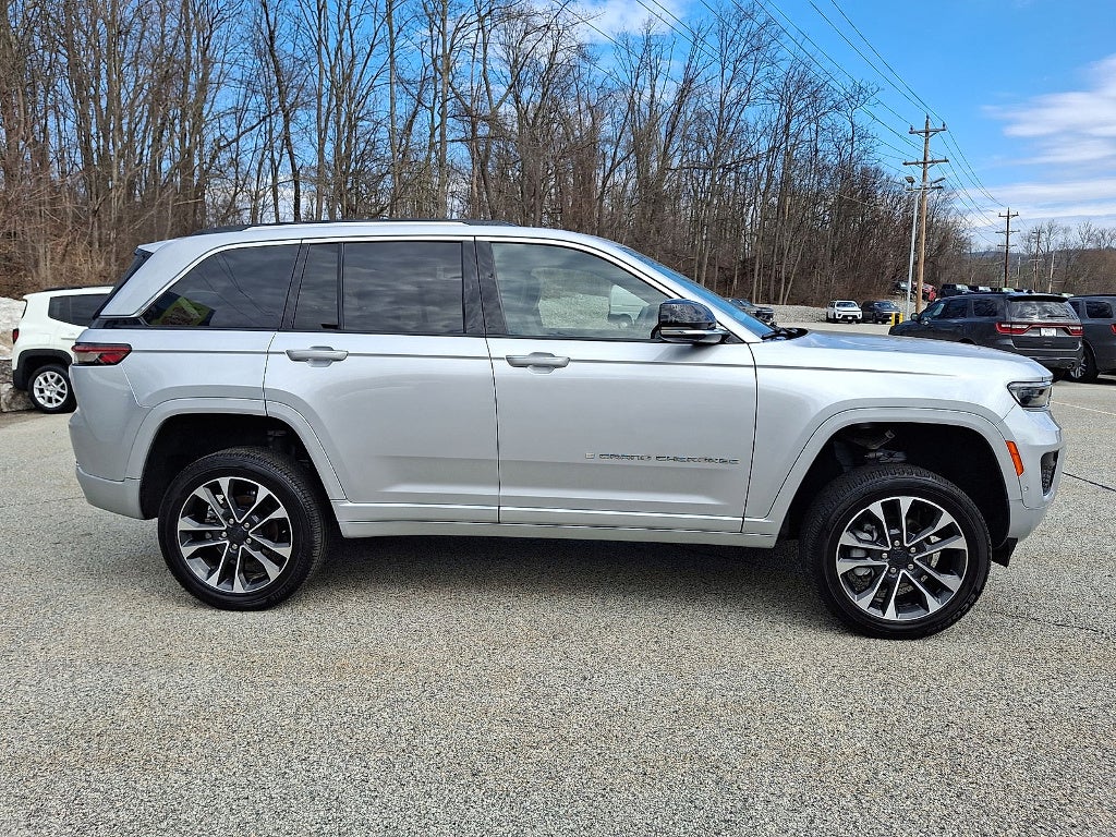 2022 Jeep Grand Cherokee Overland