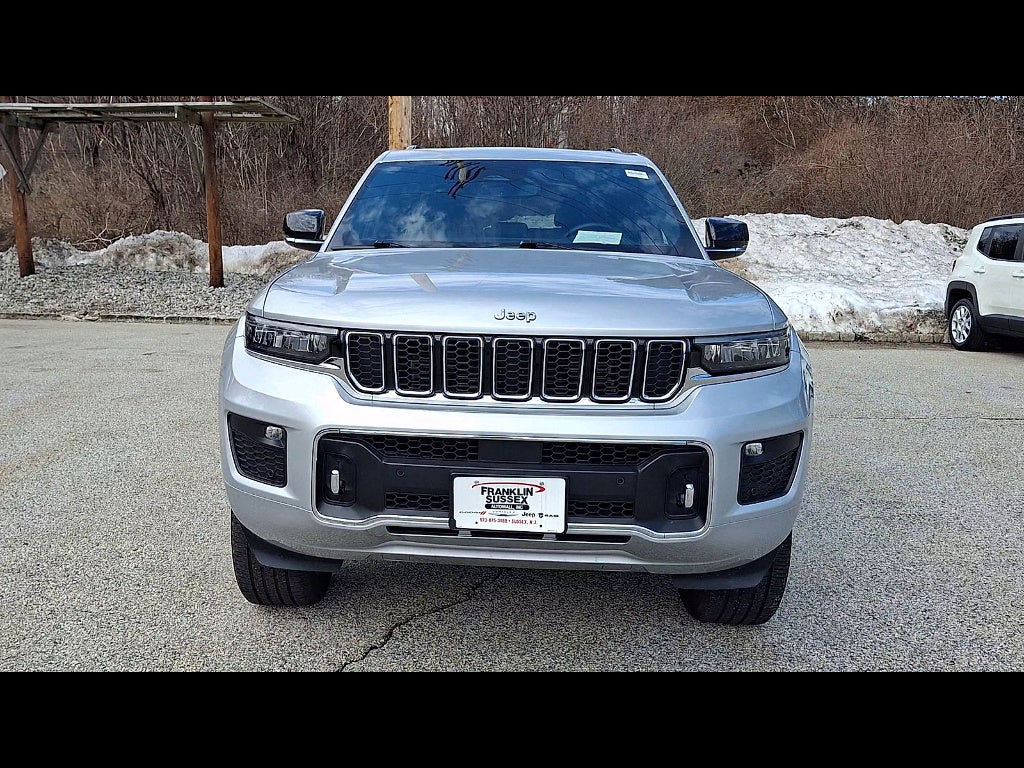 2022 Jeep Grand Cherokee Overland