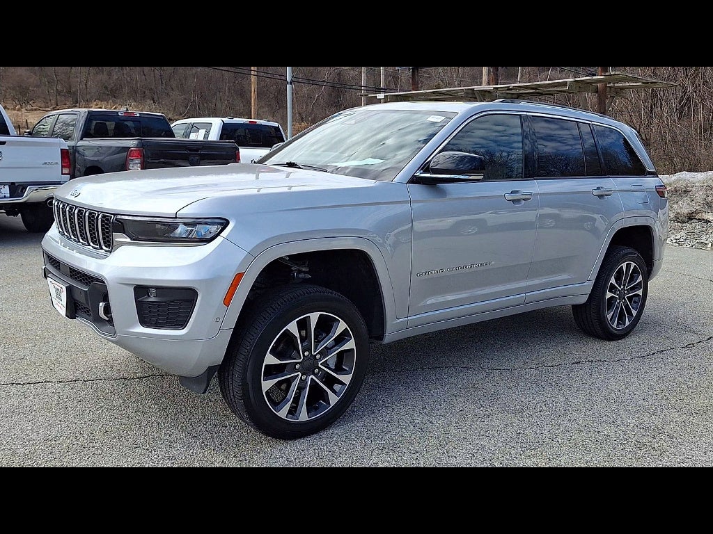 2022 Jeep Grand Cherokee Overland