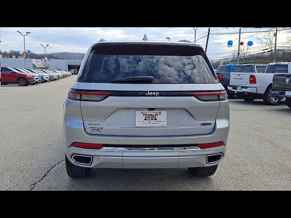 2022 Jeep Grand Cherokee Overland