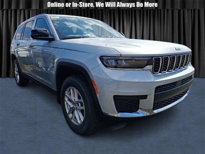 2025 Jeep Grand Cherokee Laredo X 4x4