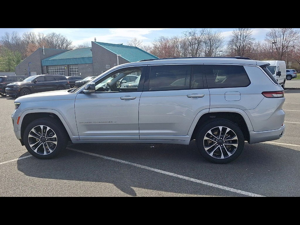2022 Jeep Grand Cherokee L Overland