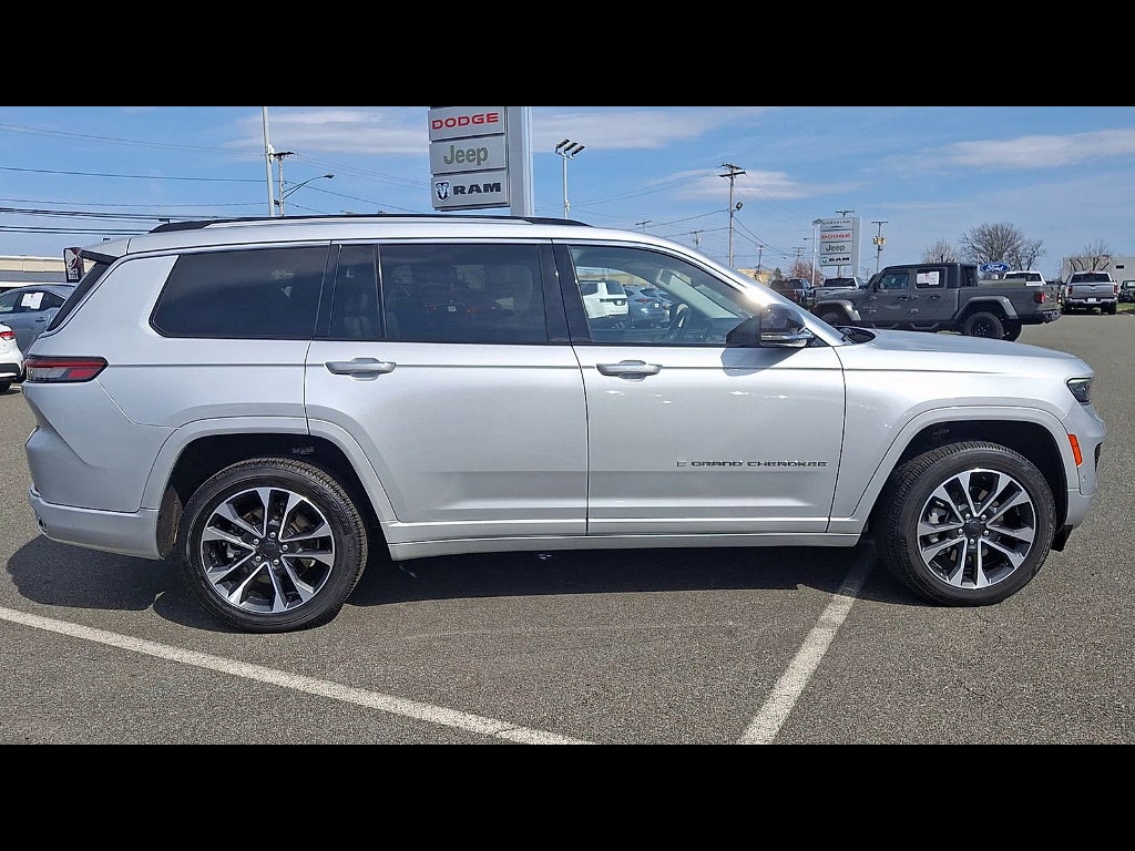 2022 Jeep Grand Cherokee L Overland