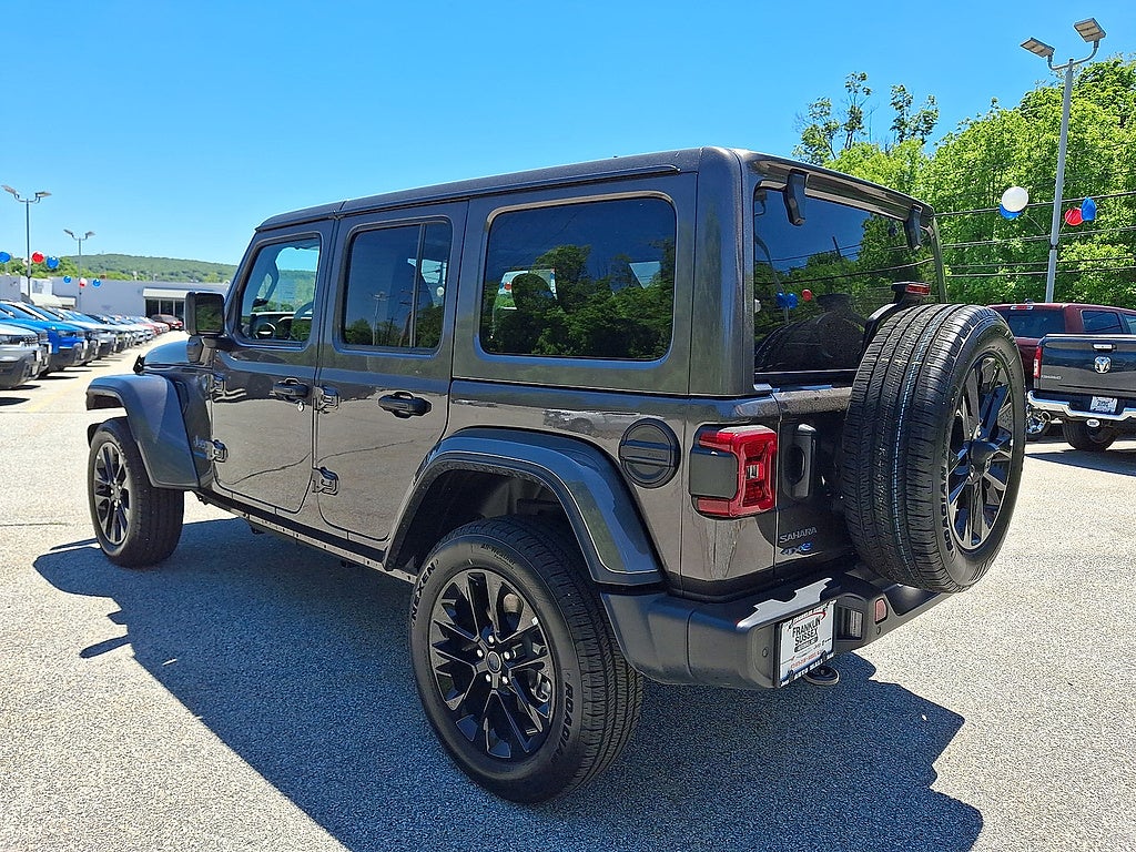 2025 Jeep Wrangler 4xe Sahara 4xe