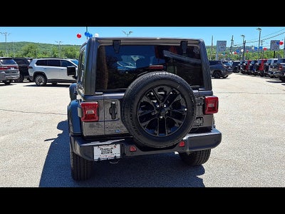 2025 Jeep Wrangler 4xe Sahara 4xe