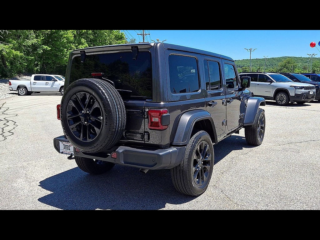 2025 Jeep Wrangler 4xe Sahara 4xe