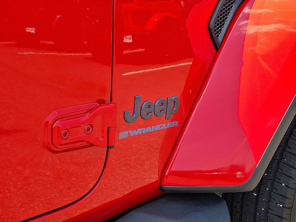 2025 Jeep Wrangler 4xe Sahara 4xe