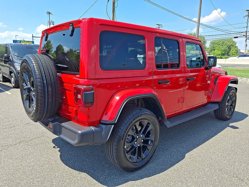 2025 Jeep Wrangler 4xe Sahara 4xe