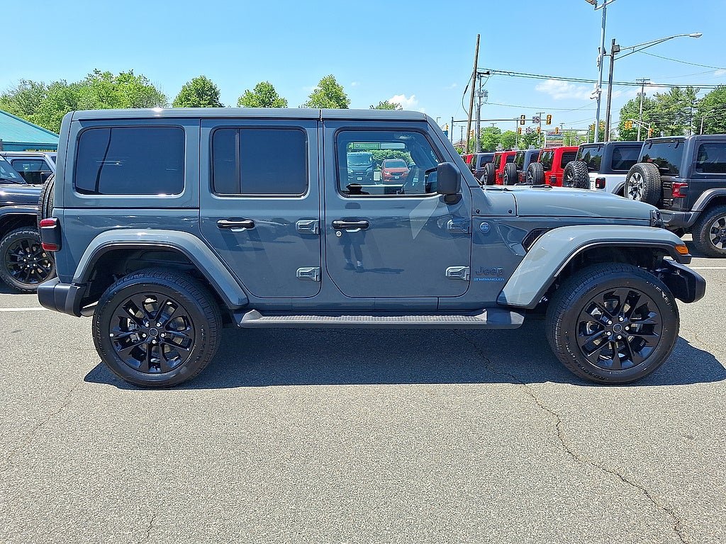2025 Jeep Wrangler 4xe Sahara 4xe