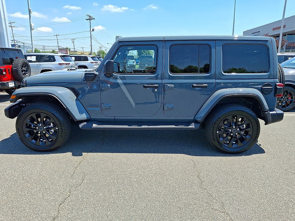 2025 Jeep Wrangler 4xe Sahara 4xe