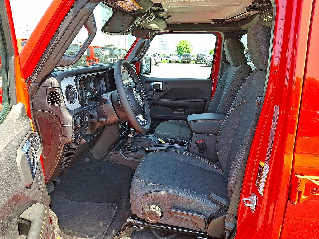2025 Jeep Wrangler 4xe Sahara 4xe