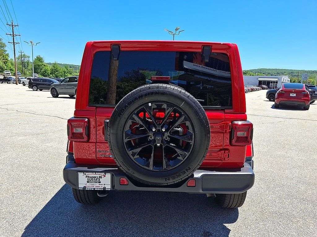 2025 Jeep Wrangler 4xe Sahara 4xe