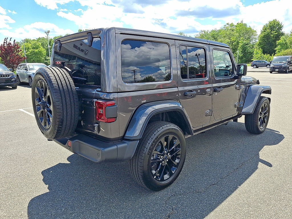 2025 Jeep Wrangler 4xe Sahara 4xe