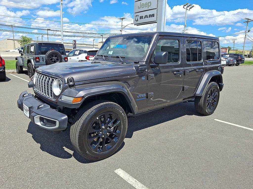 2025 Jeep Wrangler 4xe Sahara 4xe