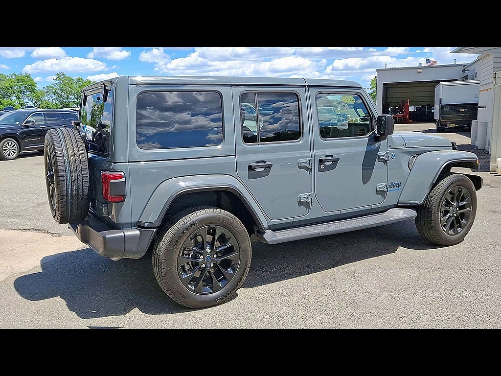 2025 Jeep Wrangler 4xe Sahara 4xe