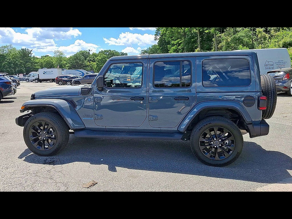 2025 Jeep Wrangler 4xe Sahara 4xe