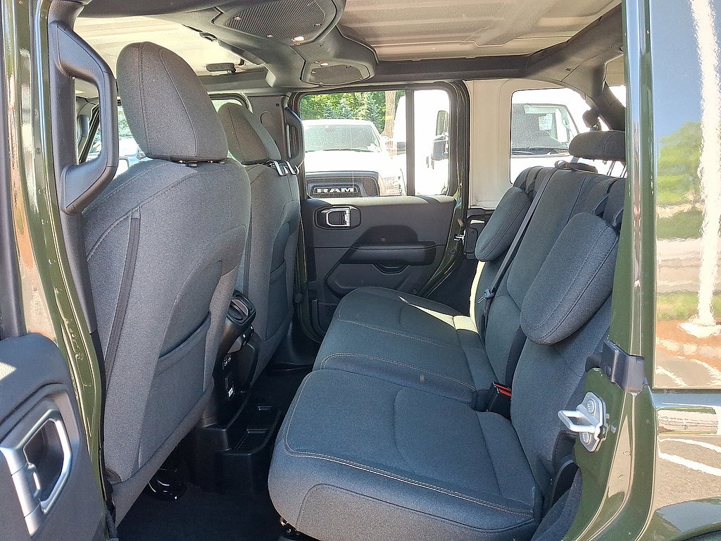 2024 Jeep Wrangler 4xe Sahara 4xe