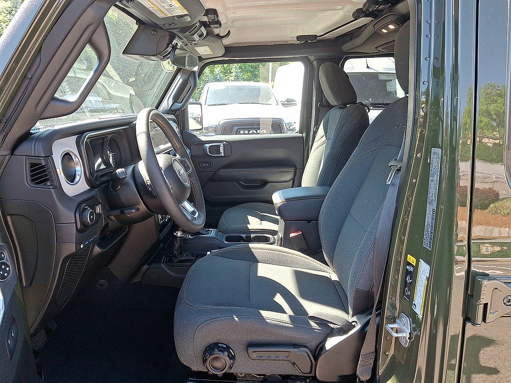 2024 Jeep Wrangler 4xe Sahara 4xe