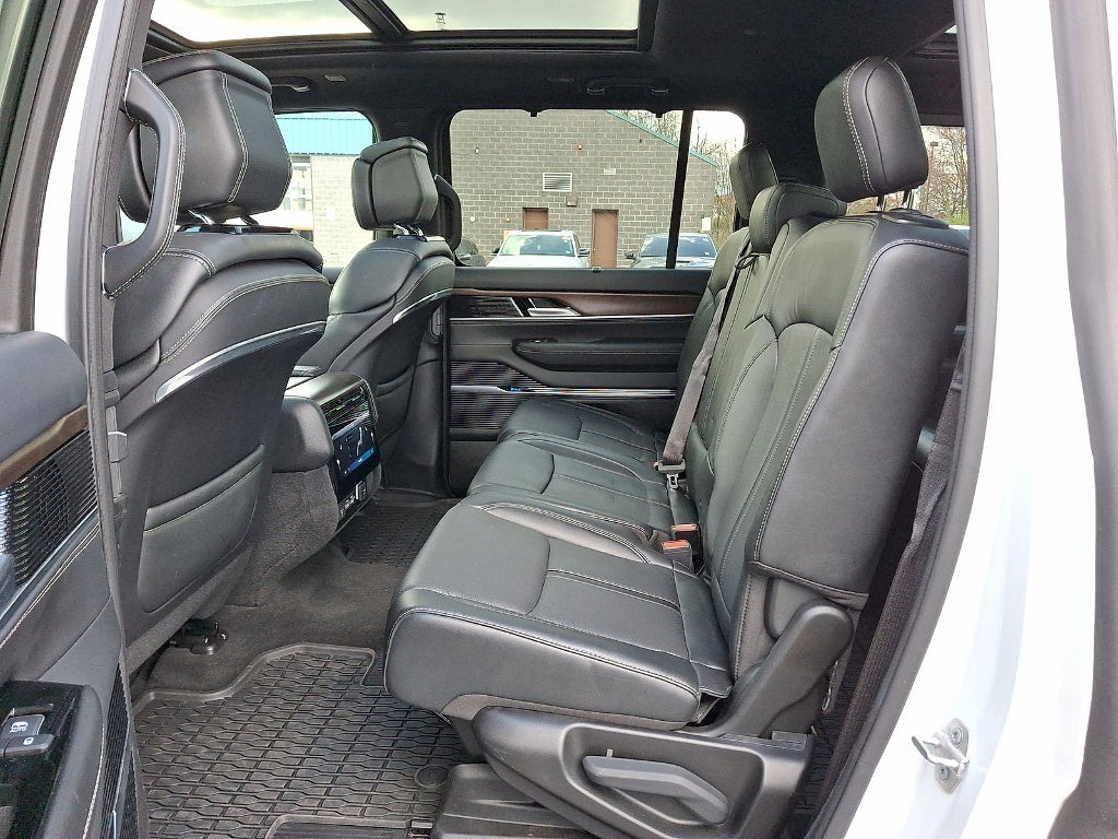 2022 Jeep Grand Wagoneer Series I