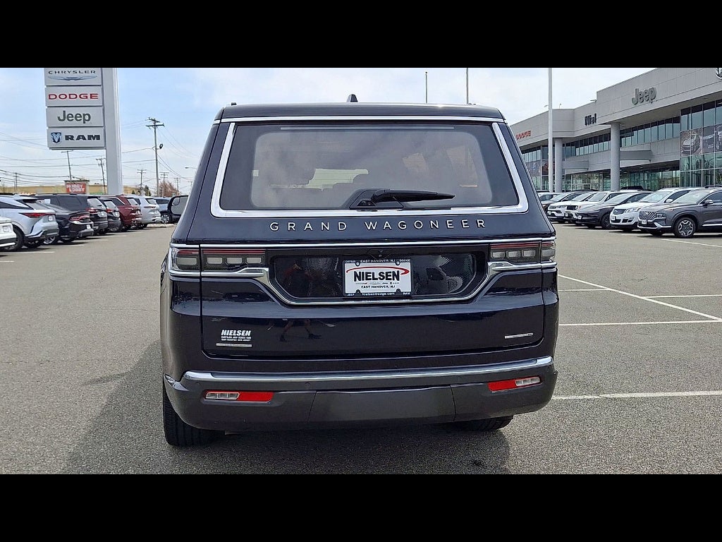 2022 Jeep Grand Wagoneer Series III
