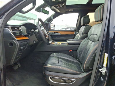 2022 Jeep Grand Wagoneer Series III