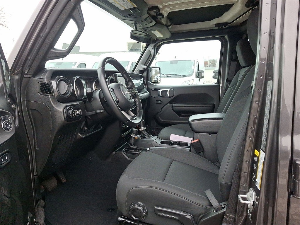 2022 Jeep Gladiator Altitude