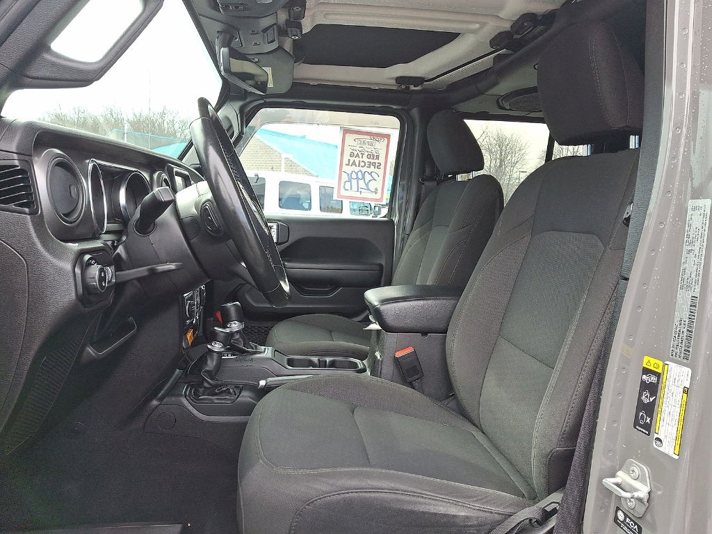 2022 Jeep Gladiator Willys