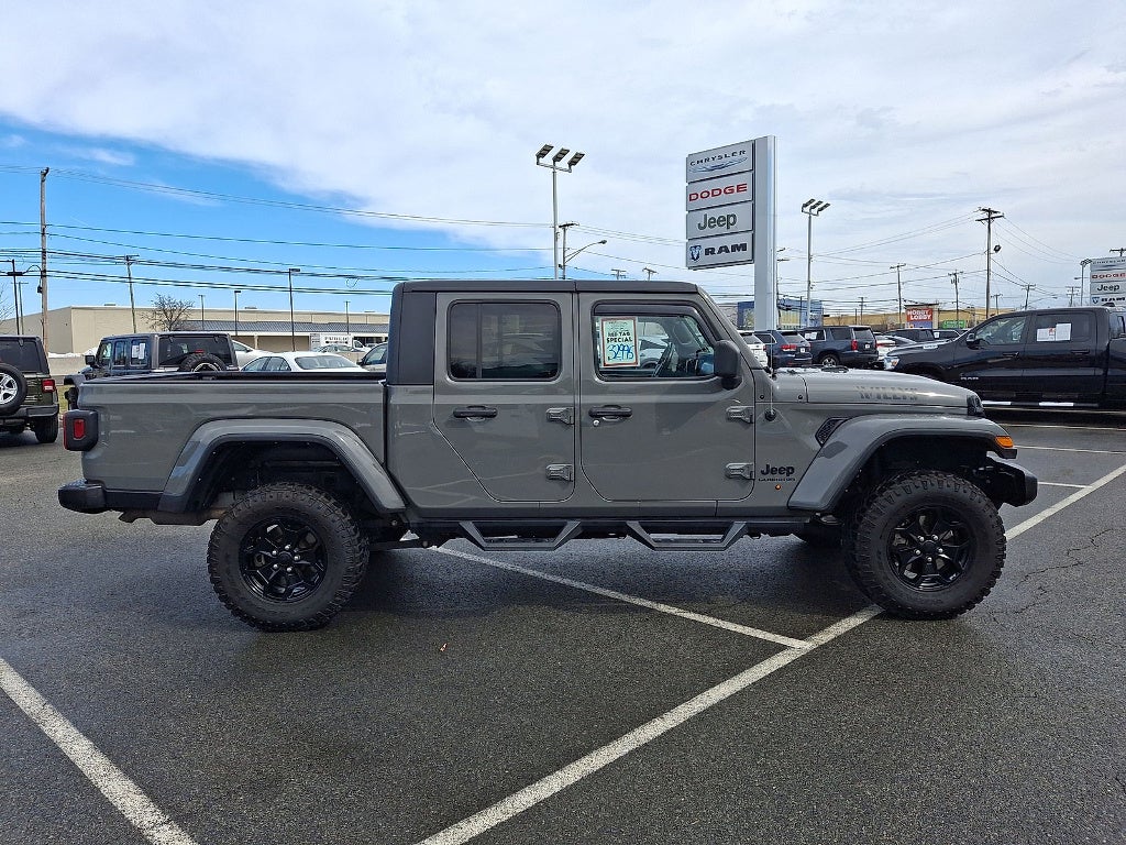 2022 Jeep Gladiator Willys