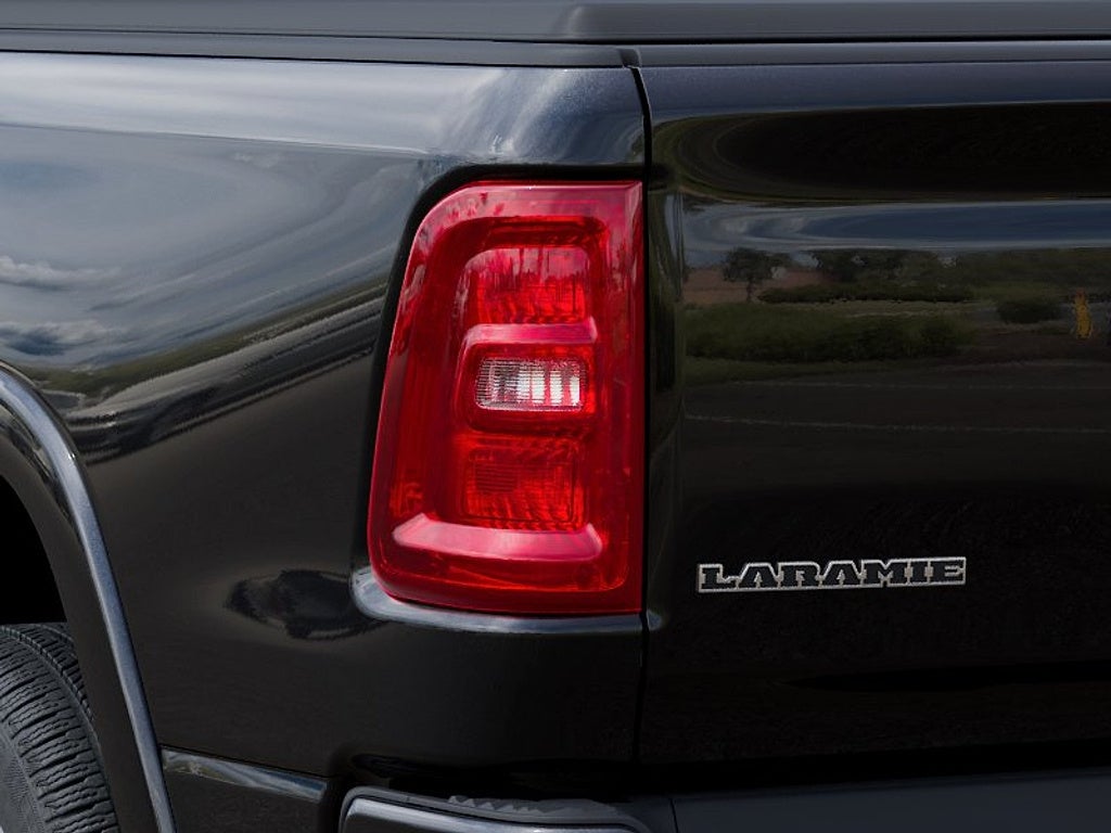 2026 RAM Ram 1500 Laramie Crew Cab 4x4 5'7" Box