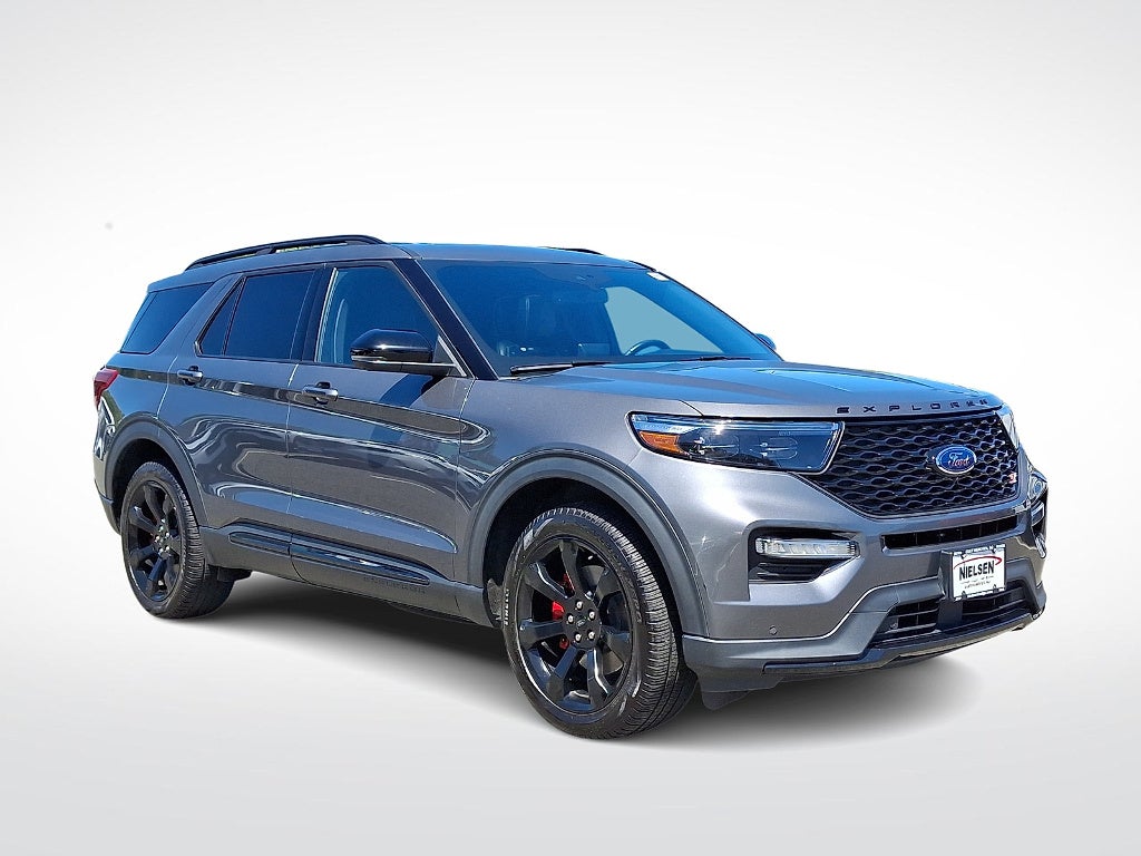 2022 Ford Explorer ST 4WD's photo
