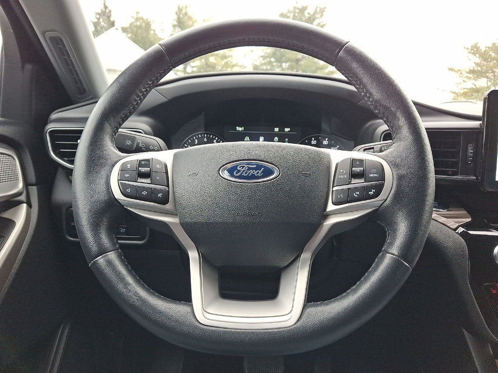 2023 Ford Explorer Limited - Photo 17