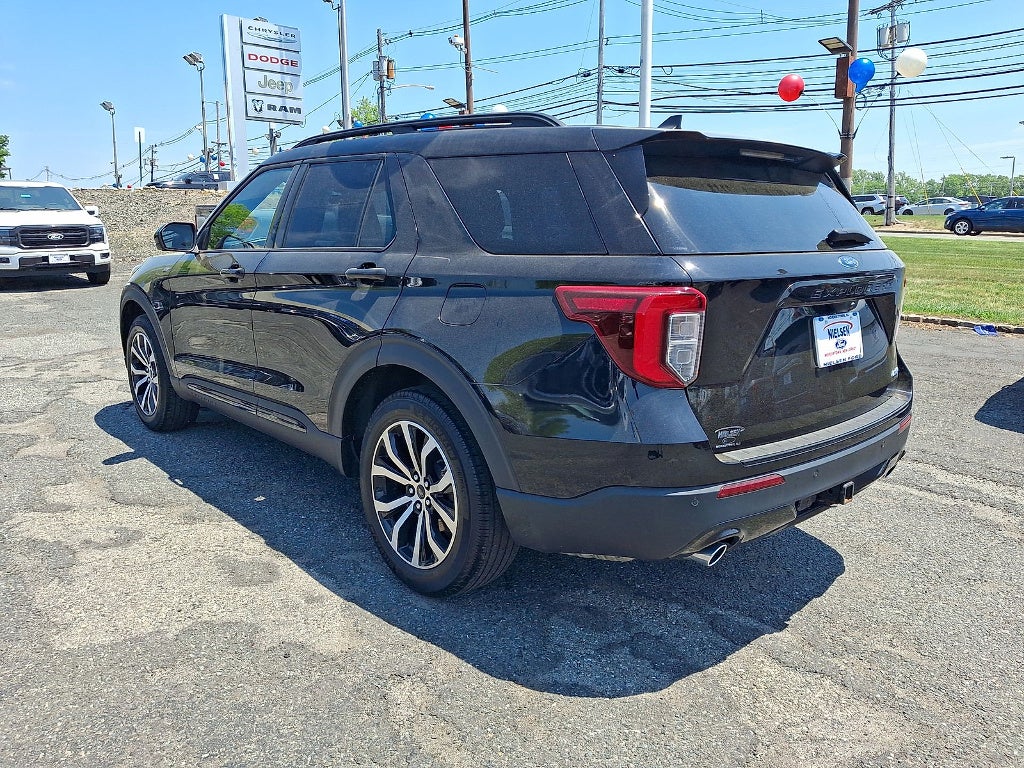 2023 Ford Explorer ST-Line
