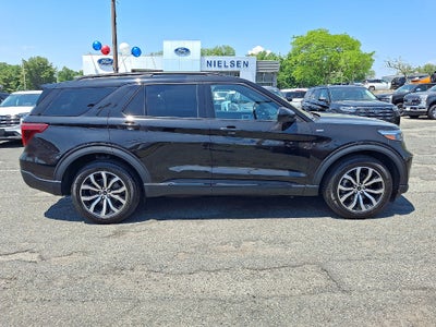 2023 Ford Explorer ST-Line