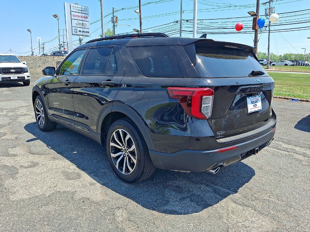 2023 Ford Explorer ST-Line