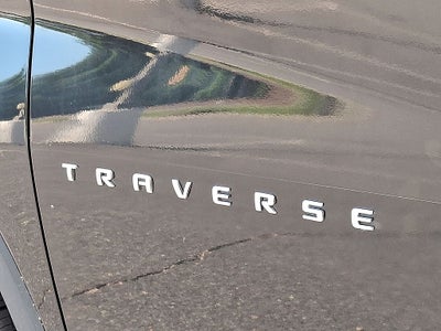 2022 Chevrolet Traverse LT Leather