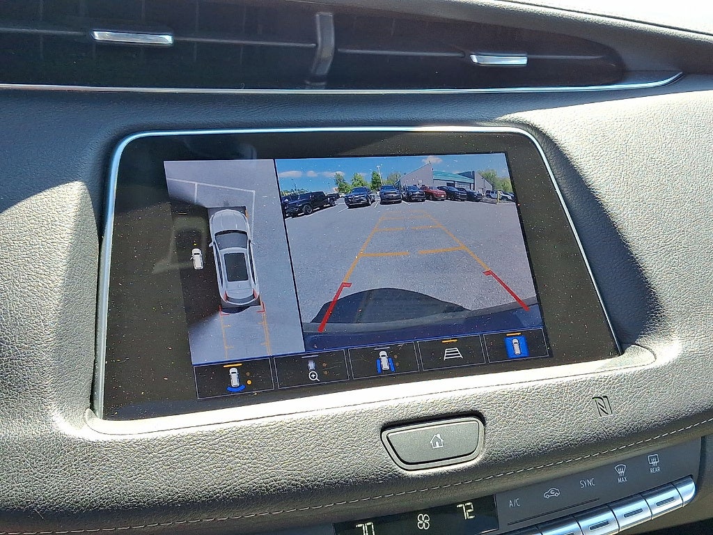 2021 Cadillac XT4 Premium Luxury