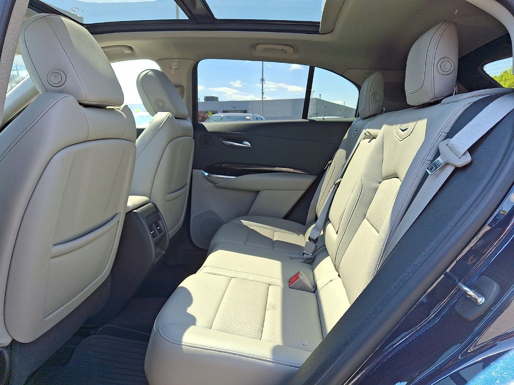 2021 Cadillac XT4 Premium Luxury