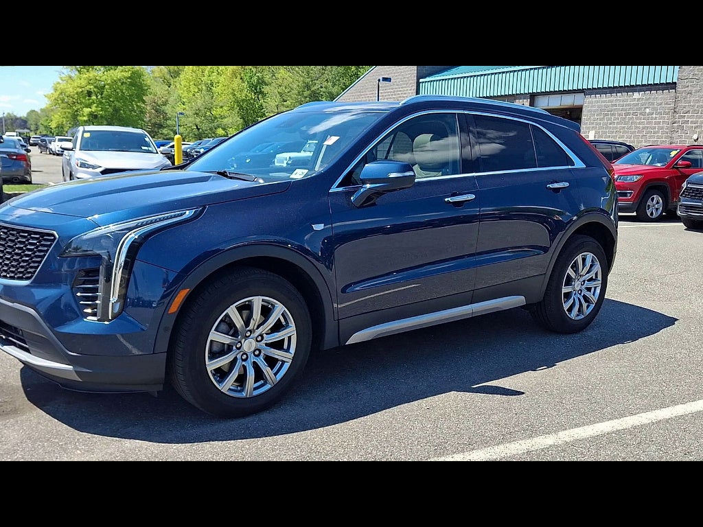2021 Cadillac XT4 Premium Luxury