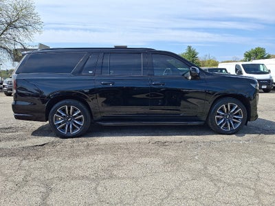 2022 Cadillac Escalade ESV Sport