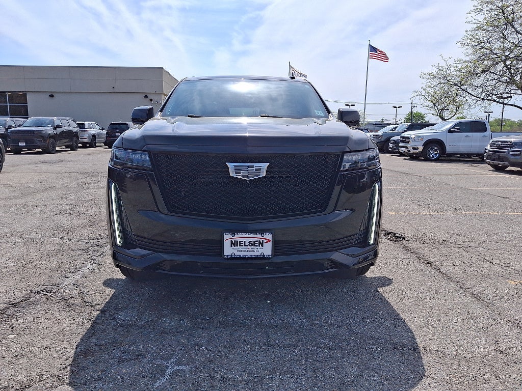 2022 Cadillac Escalade ESV Sport