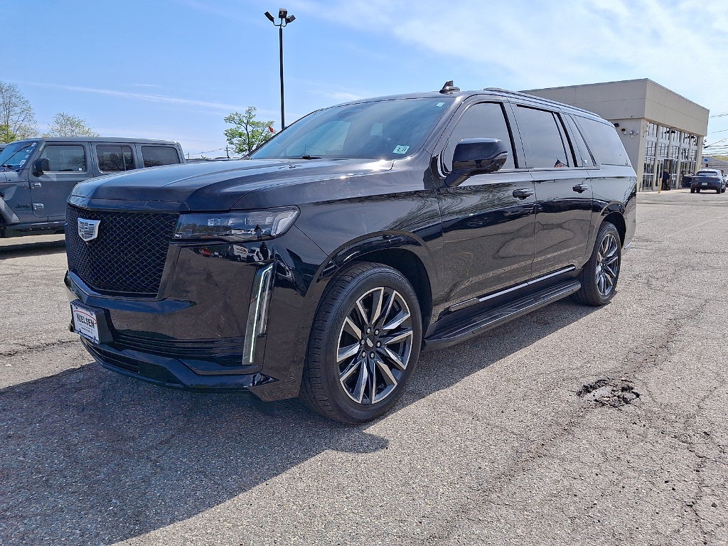 2022 Cadillac Escalade ESV Sport