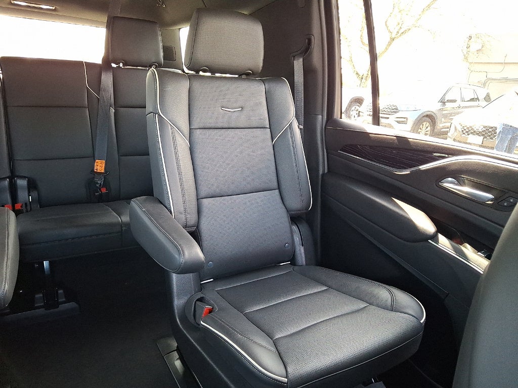 2022 Cadillac Escalade ESV Sport
