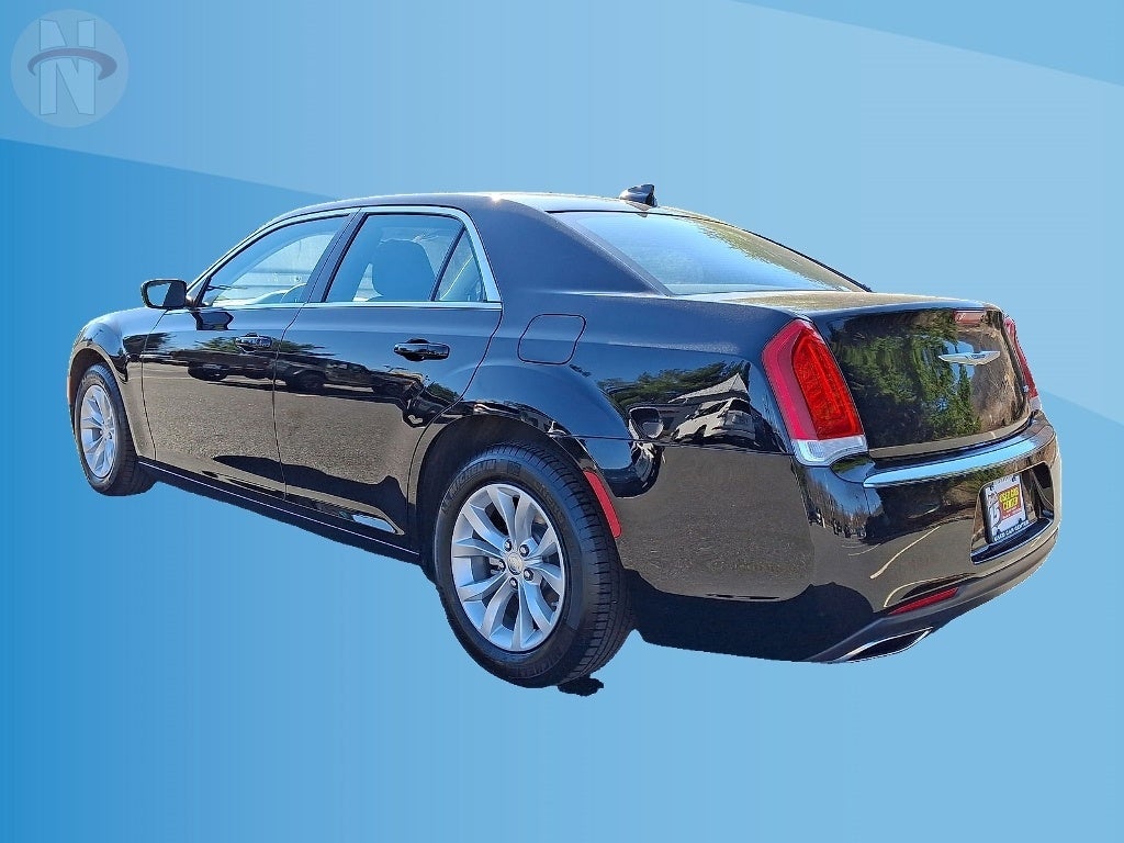 2023 Chrysler 300 Touring