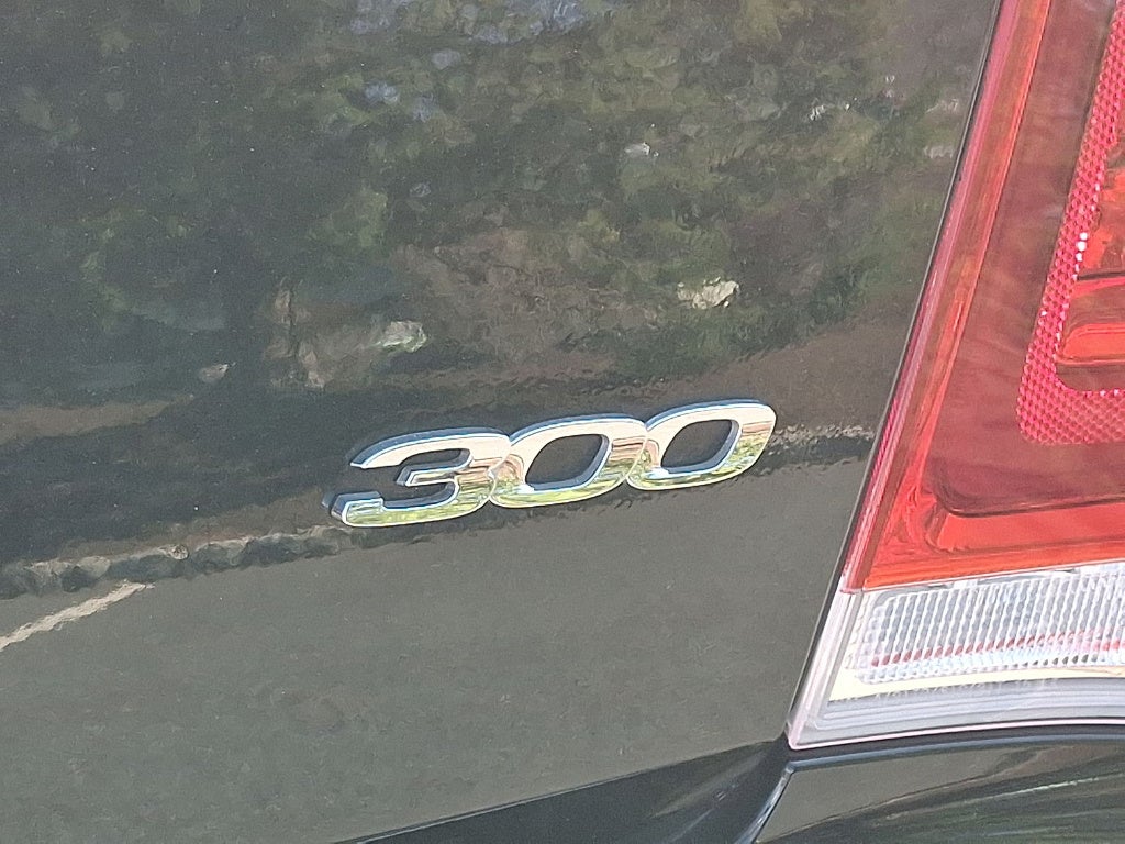 2023 Chrysler 300 Touring