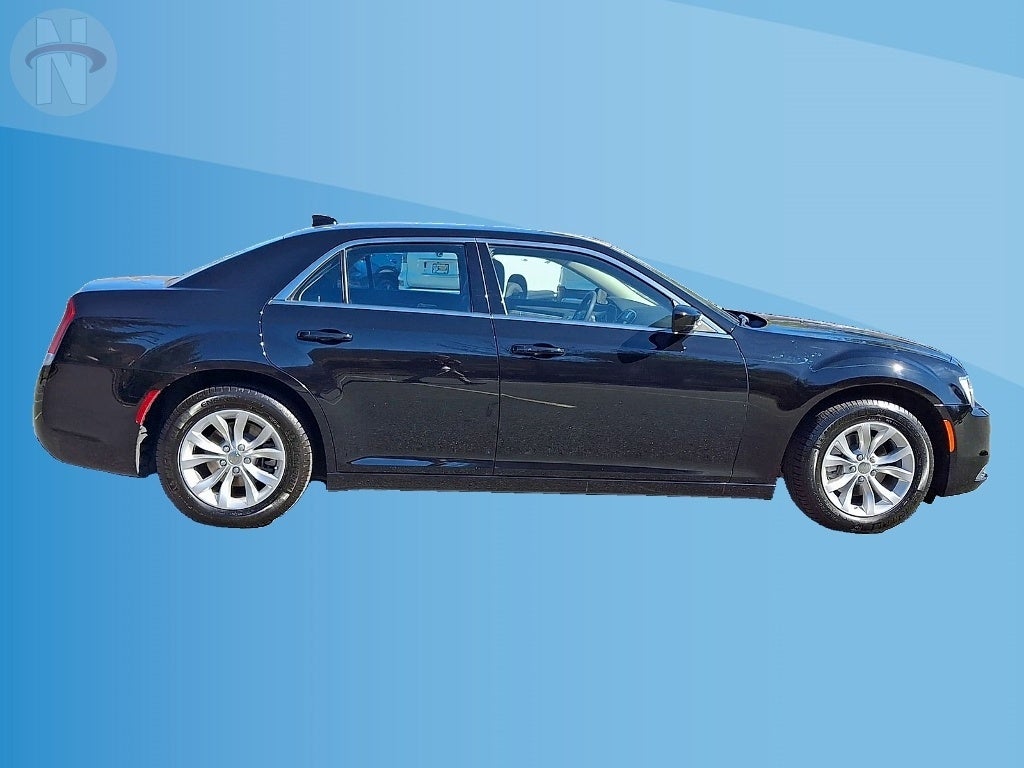 2023 Chrysler 300 Touring