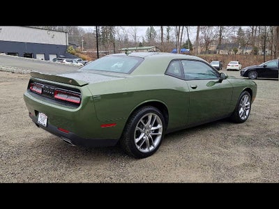 2022 Dodge Challenger SXT