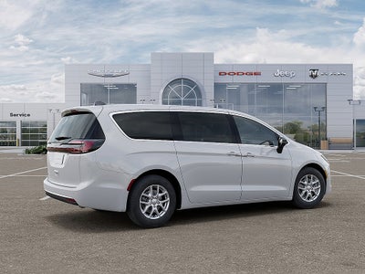 2027 Chrysler Pacifica Select